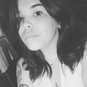 Meet your Posher, Lory